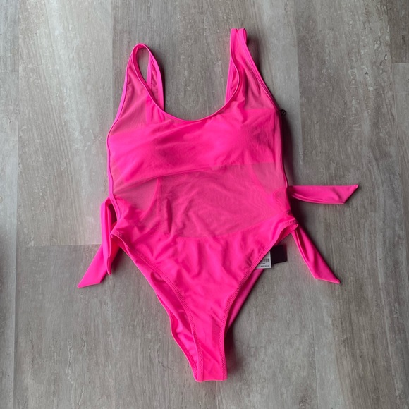 NWT Kendall + Kylie Scoop One-Piece Mesh Neon Pink Swimsuit - M - Picture 2 of 8